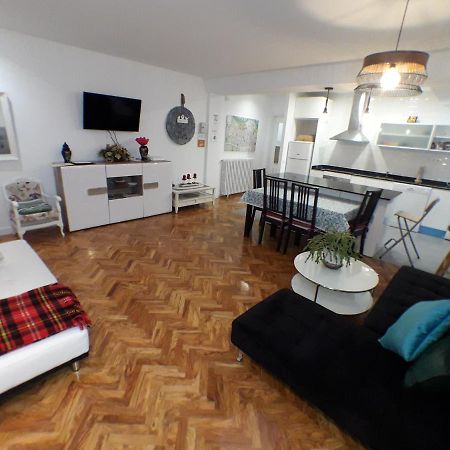 Apartamento Turístico Miguel - Logroño Exterior foto